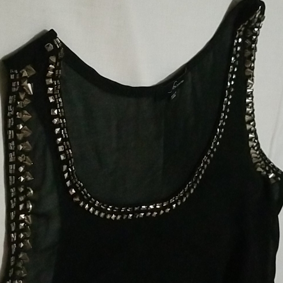 Top - Picture 4 of 4